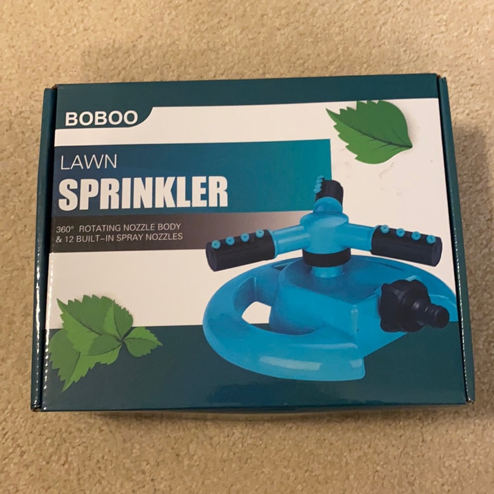 Brand New BoBoo Lawn Sprinkler